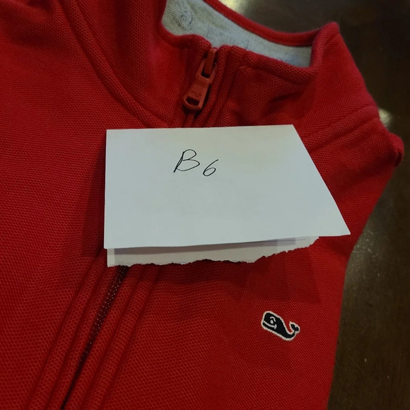 Vineyard vines boys half zip pullover size M(12-14) red - Picture 11 of 11
